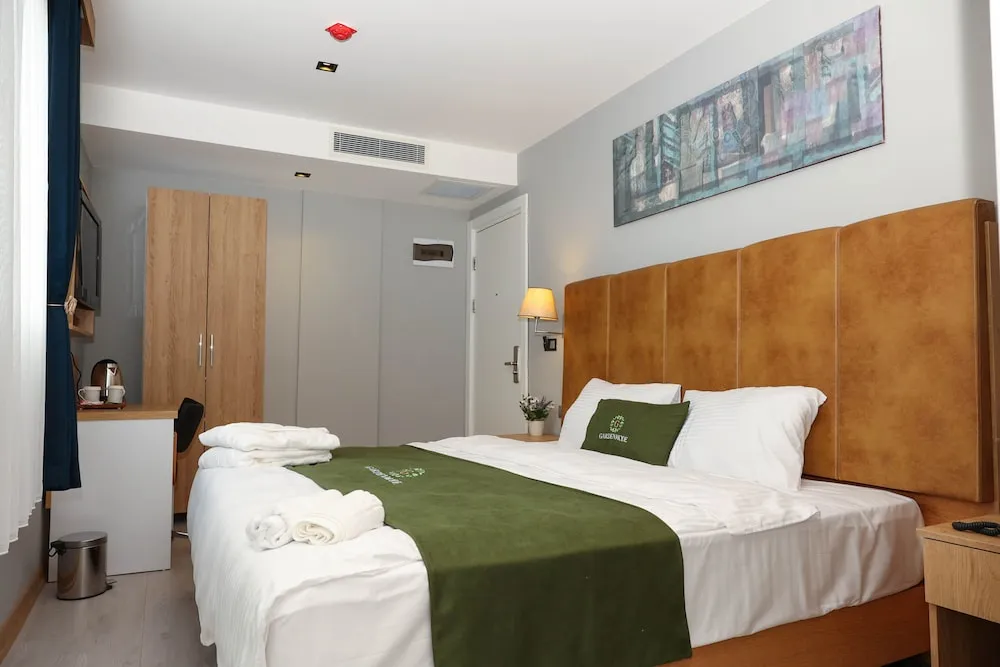 Deluxe Tek Büyük Yataklı Oda