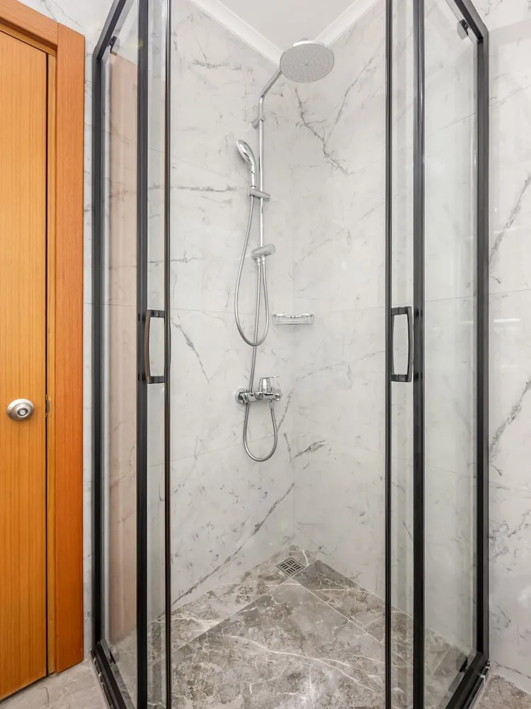 Deluxe Dört Kişilik Oda