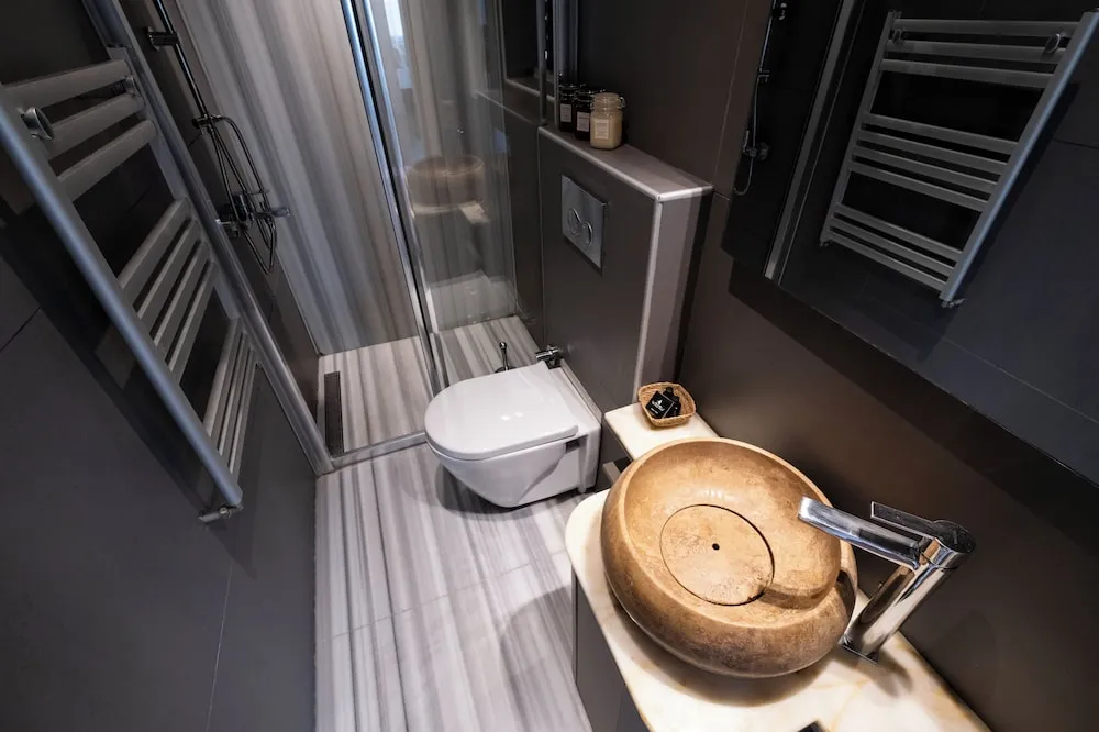 Deluxe Tek Büyük Yataklı Oda, 1 Büyük (Queen) Boy Yatak, Deniz Manzaralı