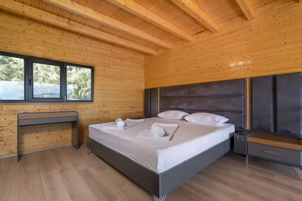 Deluxe Bungalov, 1 En Büyük (King) Boy Yatak, Sıcak Su Küveti, Dağ Manzaralı
