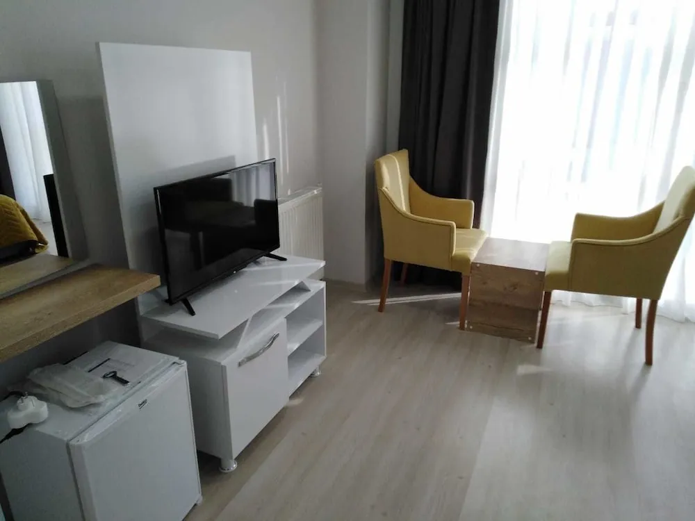 Tek Büyük Yataklı Oda (30m2)