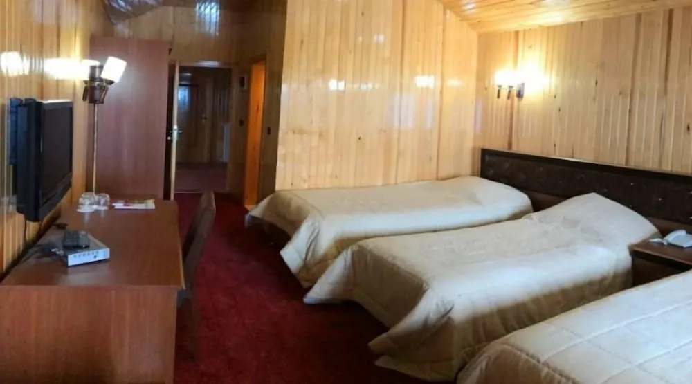 Üç Kişilik Oda
