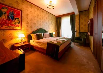 74 Museum Hotel