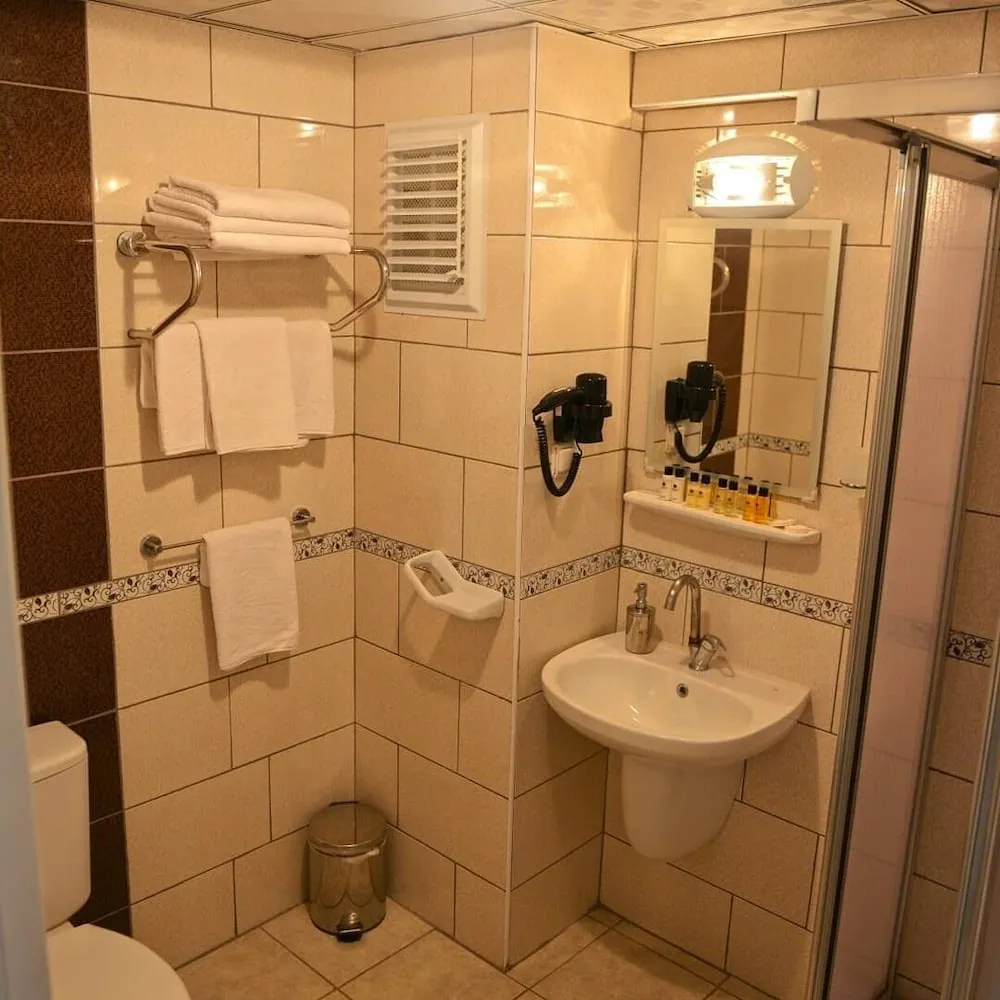 Standard Oda, 1 Tek Kişilik Yatak, Sigara İçilmez, Deniz Manzaralı