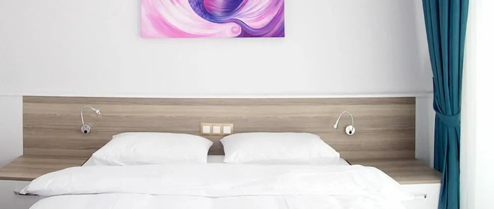 Standard Tek Büyük veya İki Ayrı Yataklı Oda, 1 Yatak Odası, Kısmi Deniz Manzaralı