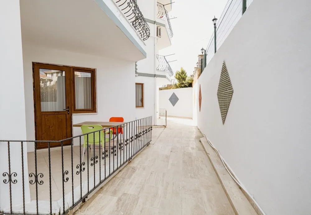 Economy Süit, Balkon/Veranda, Zemin Kat