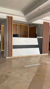 Marla Suite