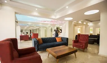 Marla Suite