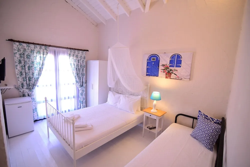 Deluxe Üç Kişilik Oda, Balkon