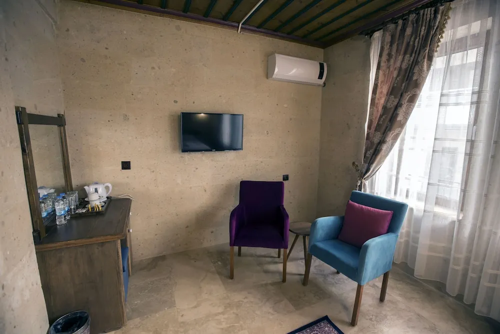 Comfort Tek Büyük Yataklı Oda