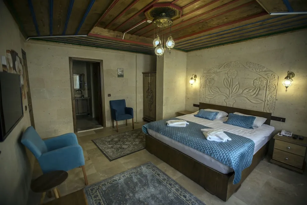 Comfort Tek Büyük Yataklı Oda