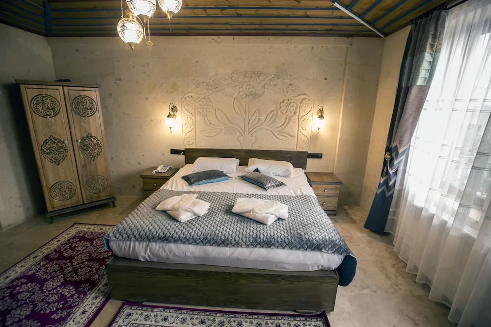 Comfort Tek Büyük Yataklı Oda