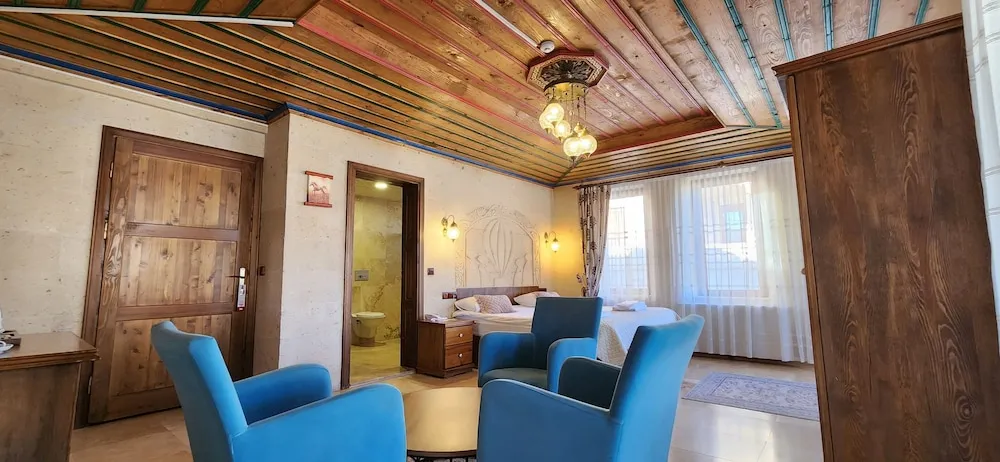 Deluxe Üç Kişilik Oda, Balkon