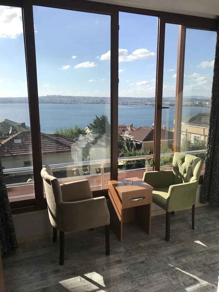 Tek Büyük Yataklı Oda, Deniz Manzaralı