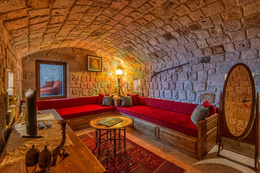 Muhteshem Imperial Pool Suite