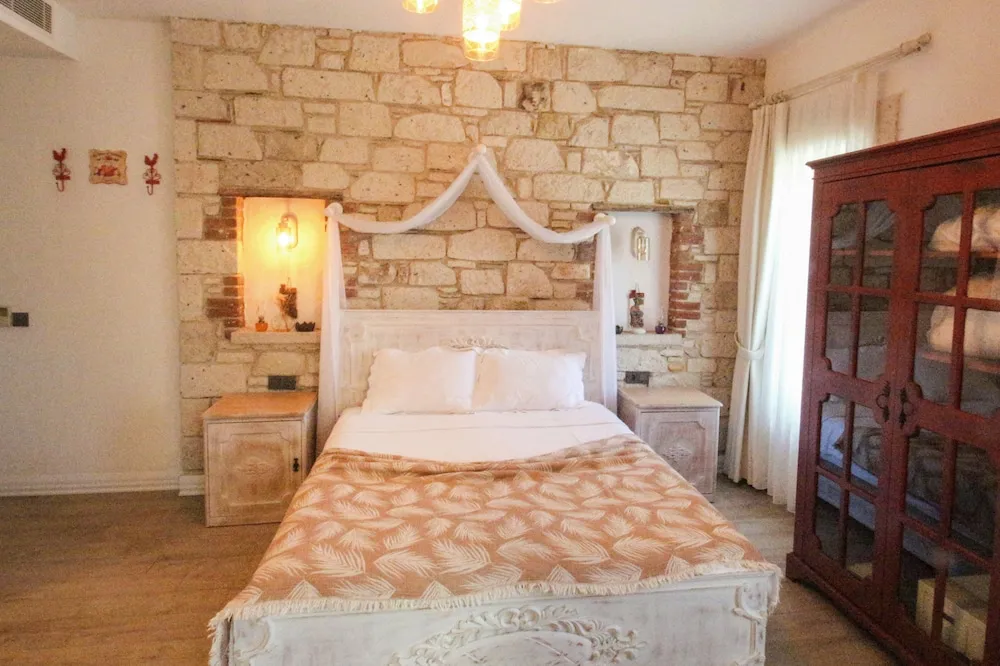 Deluxe Tek Büyük Yataklı Oda, Sıcak Su Küveti