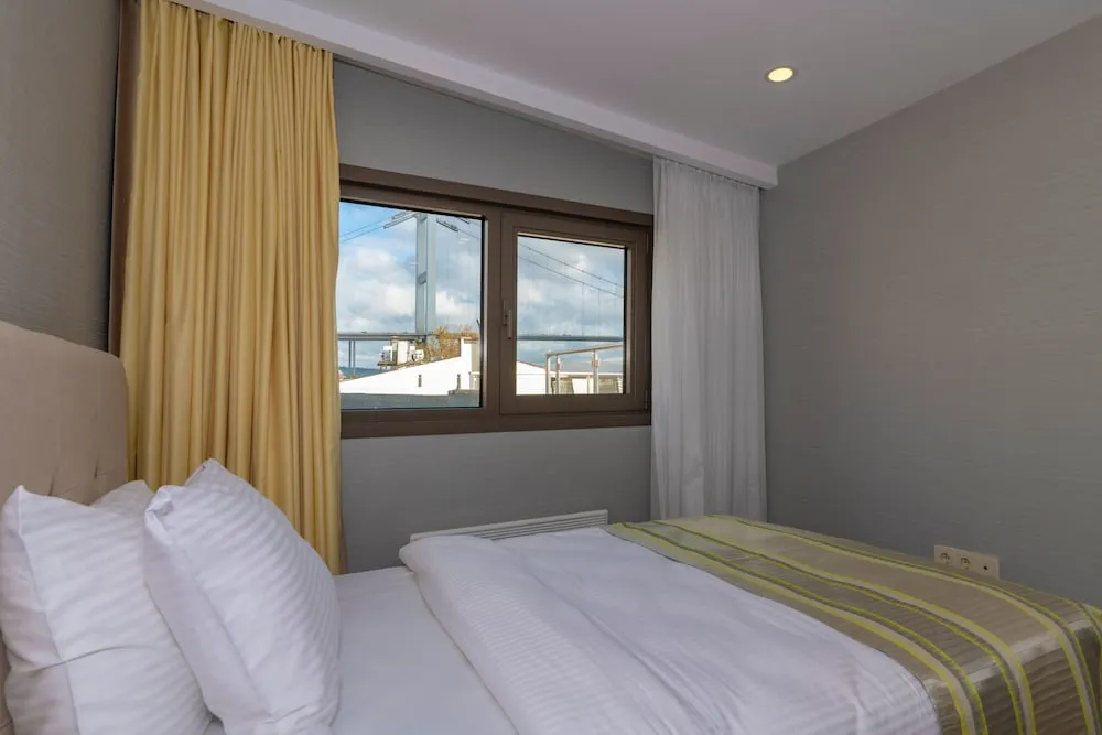 Deluxe Suite with Sea view (Loft - Stair Access)