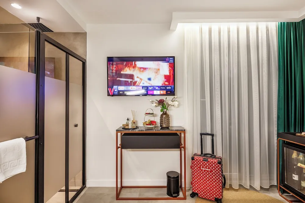 Superior Oda, Balkon