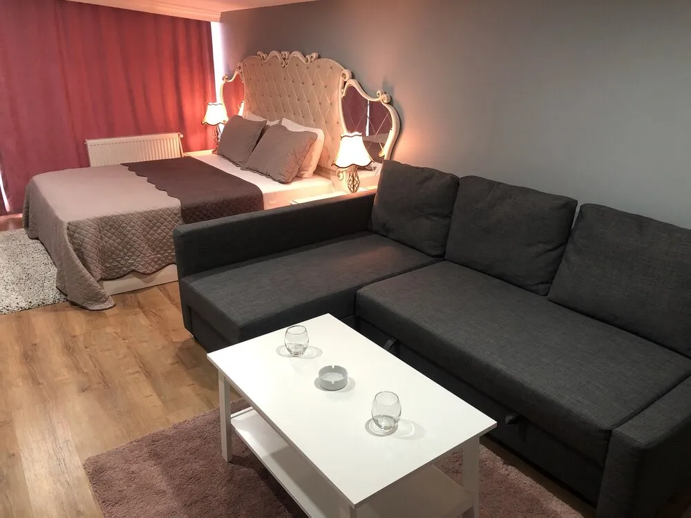 Deluxe Tek Büyük Yataklı Oda, 1 Yatak Odası, Balkon, Deniz Üstü