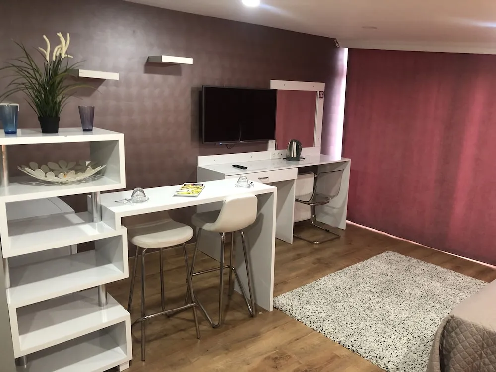 Deluxe Tek Büyük Yataklı Oda, 1 Yatak Odası, Balkon, Deniz Üstü
