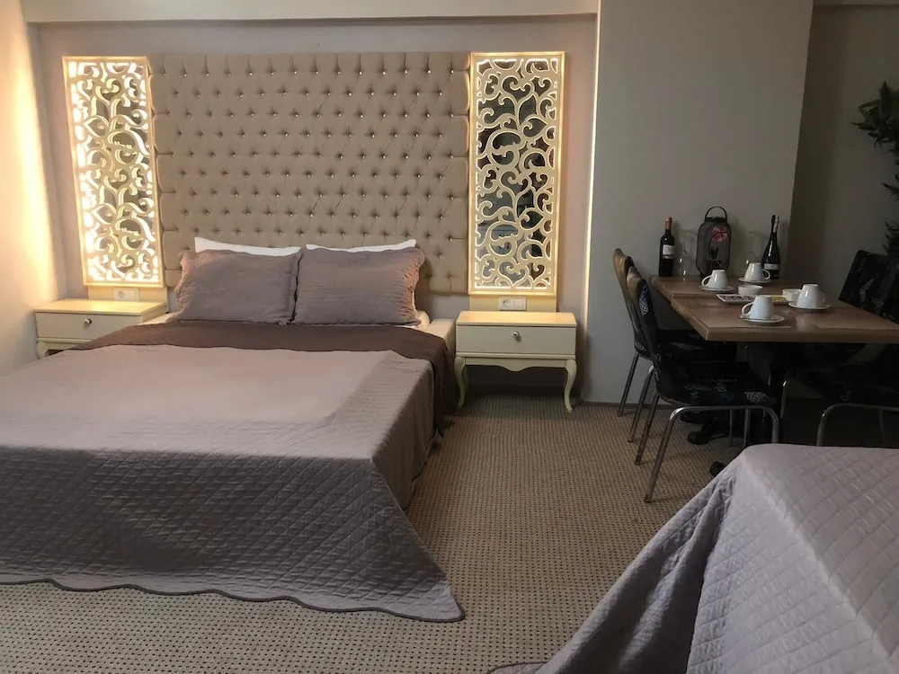 Deluxe Dört Kişilik Oda
