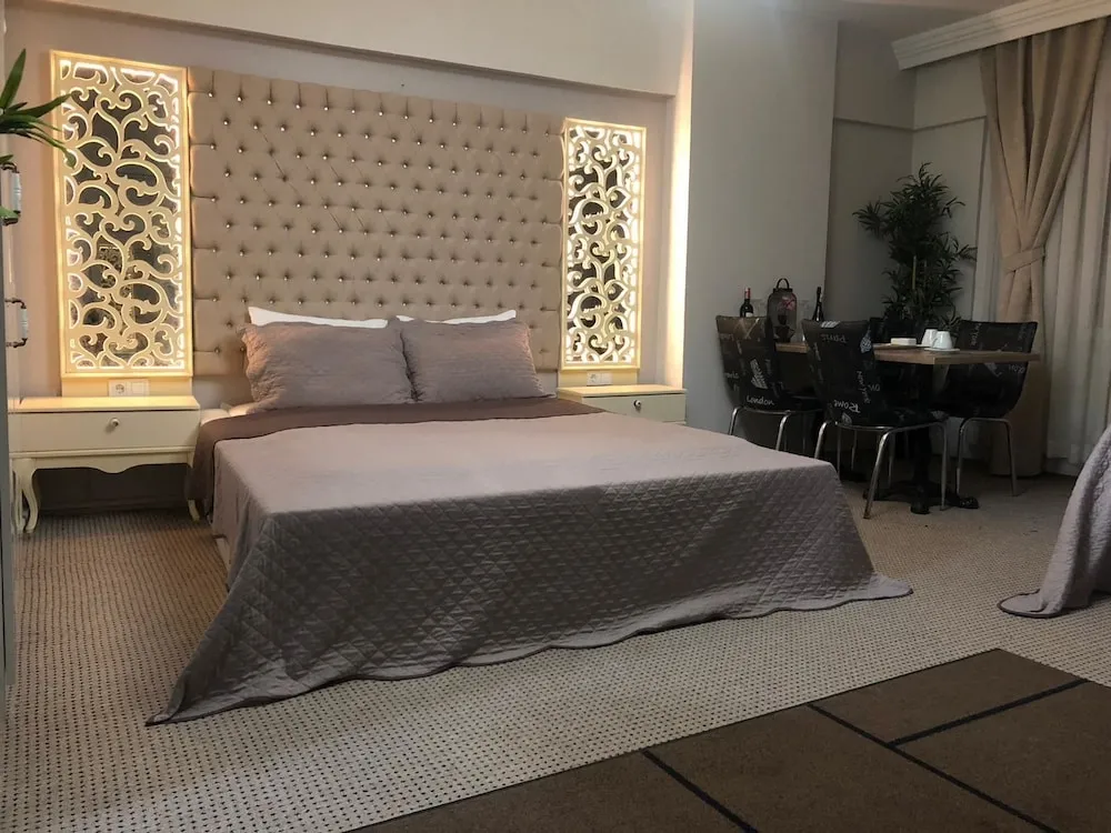 Deluxe Dört Kişilik Oda