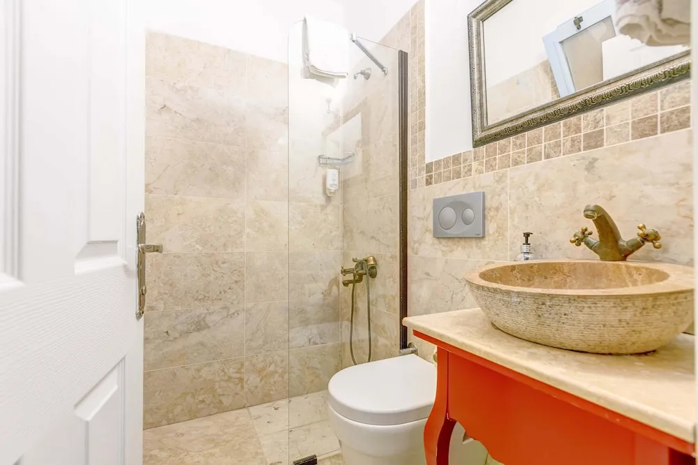 Economy Oda, Şehir Manzaralı