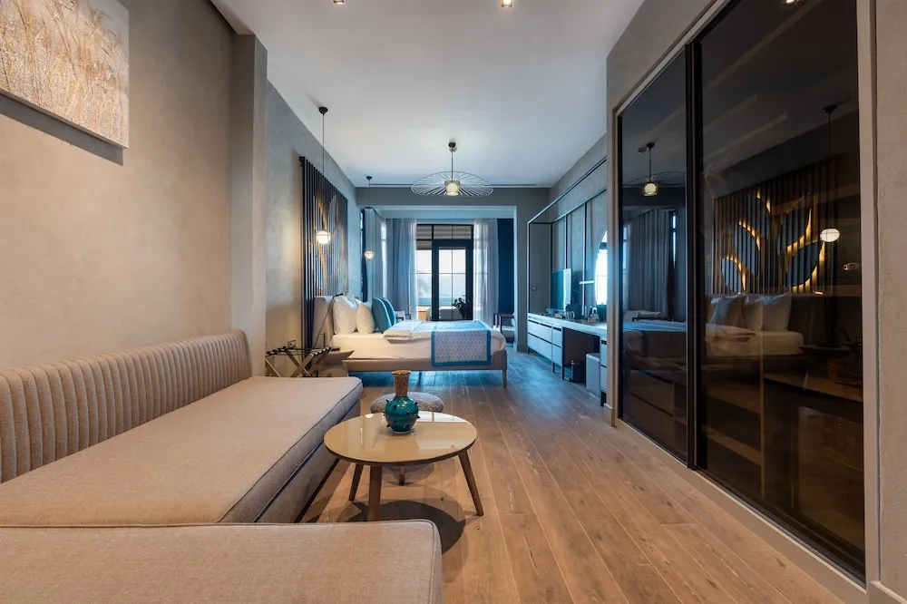 Infinity Terrace Suite