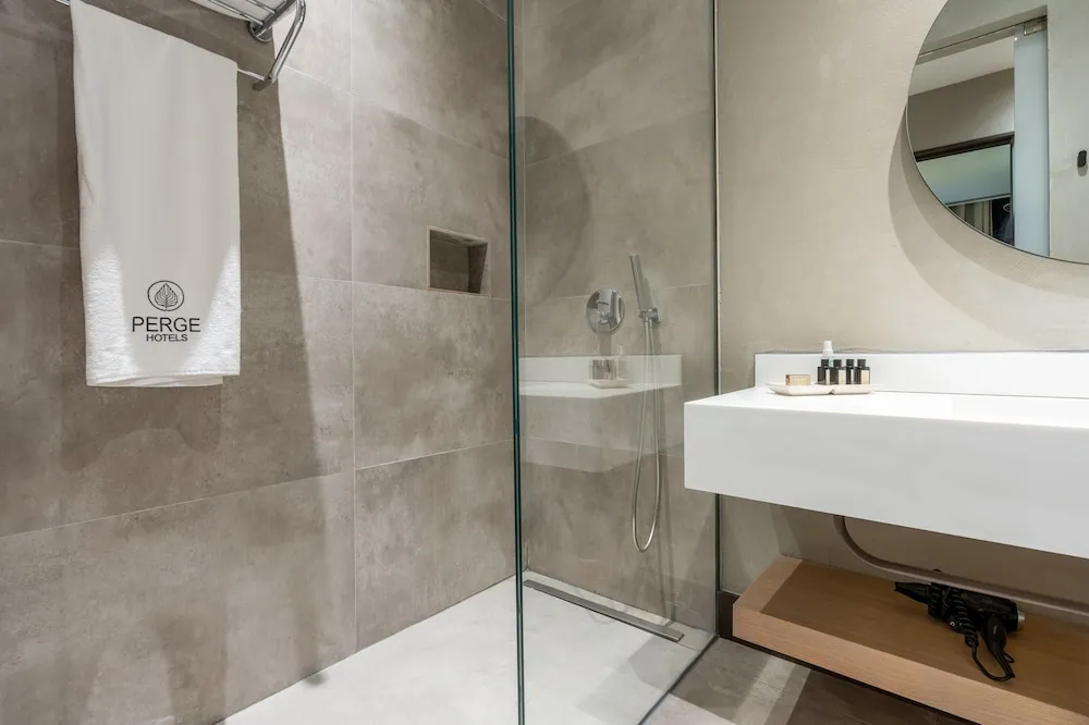 Deluxe Tek Büyük Yataklı Oda, Deniz Manzaralı