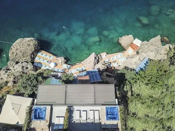Perge Hotels Yetişkin Oteli