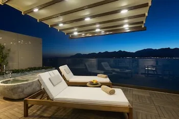 Perge Hotels Yetişkin Oteli