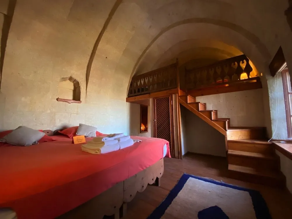 Family Tek Büyük veya İki Ayrı Yataklı Oda