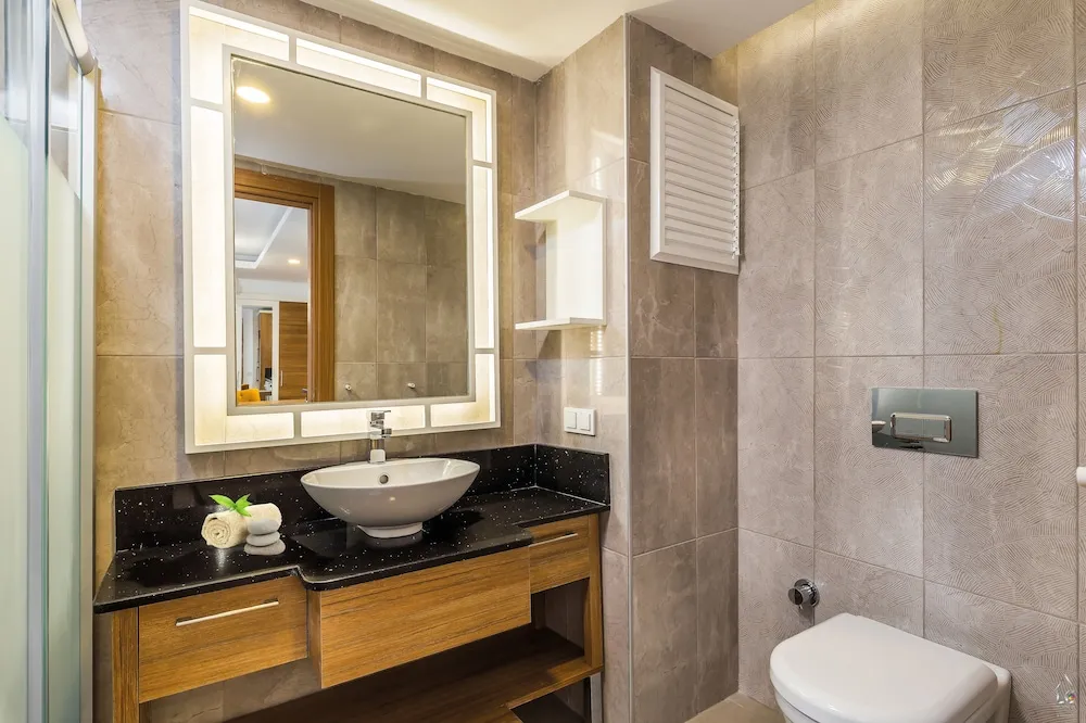 Deluxe Superior Suite