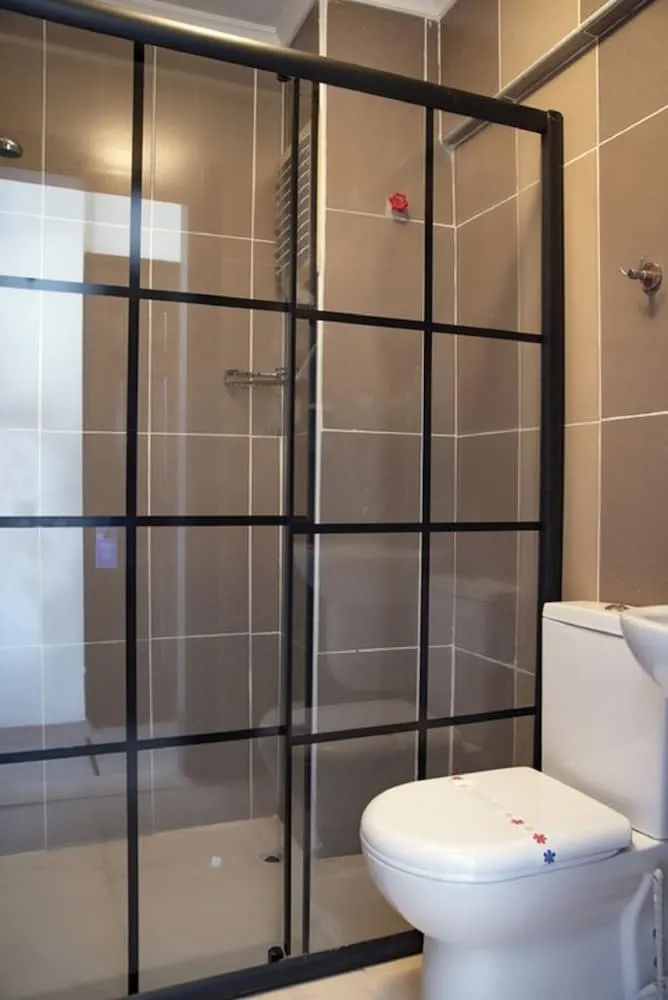 Standard İki Ayrı Yataklı Oda, Kısmi Deniz Manzaralı, Denize Sıfır