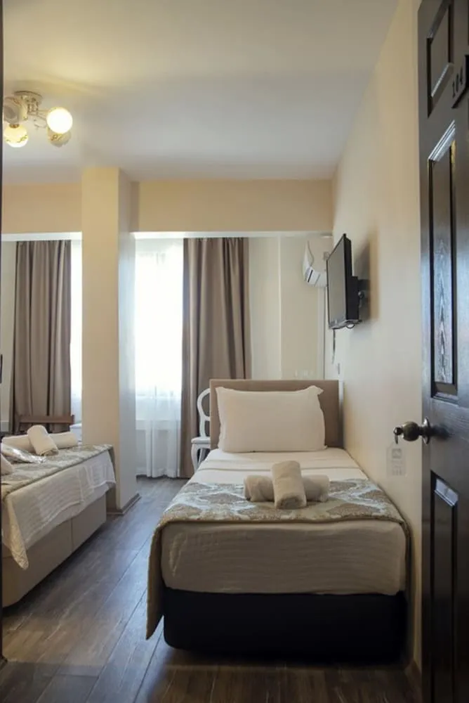 Standard İki Ayrı Yataklı Oda, Kısmi Deniz Manzaralı, Denize Sıfır