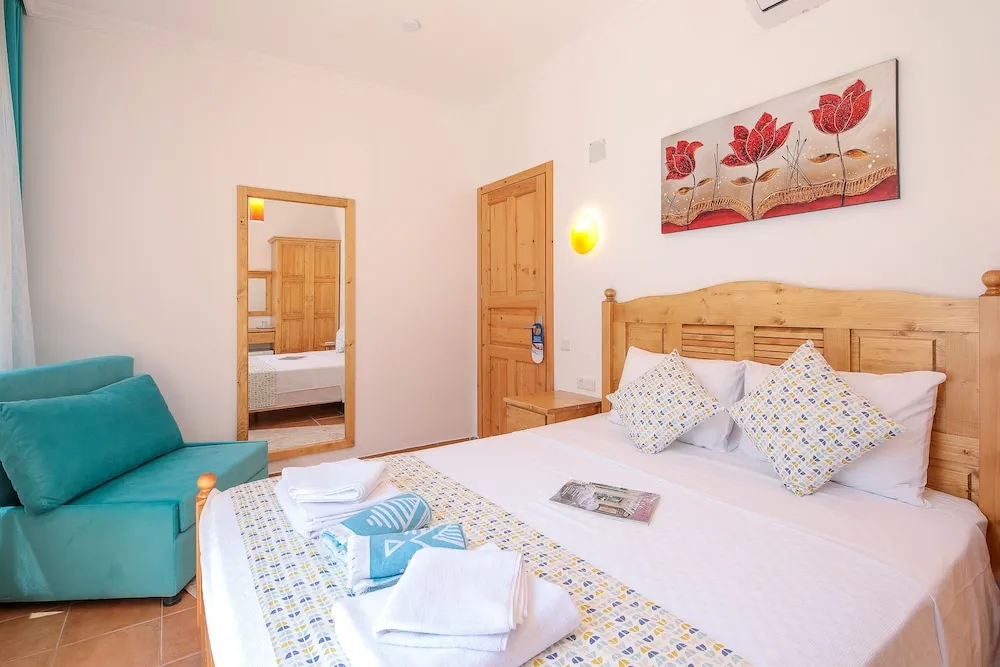 Oda, Balkon, Kısmi Deniz Manzaralı