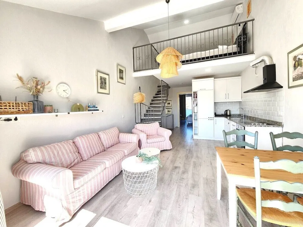 Ev, 2 Yatak Odası, Deniz Manzaralı (Guney 4)