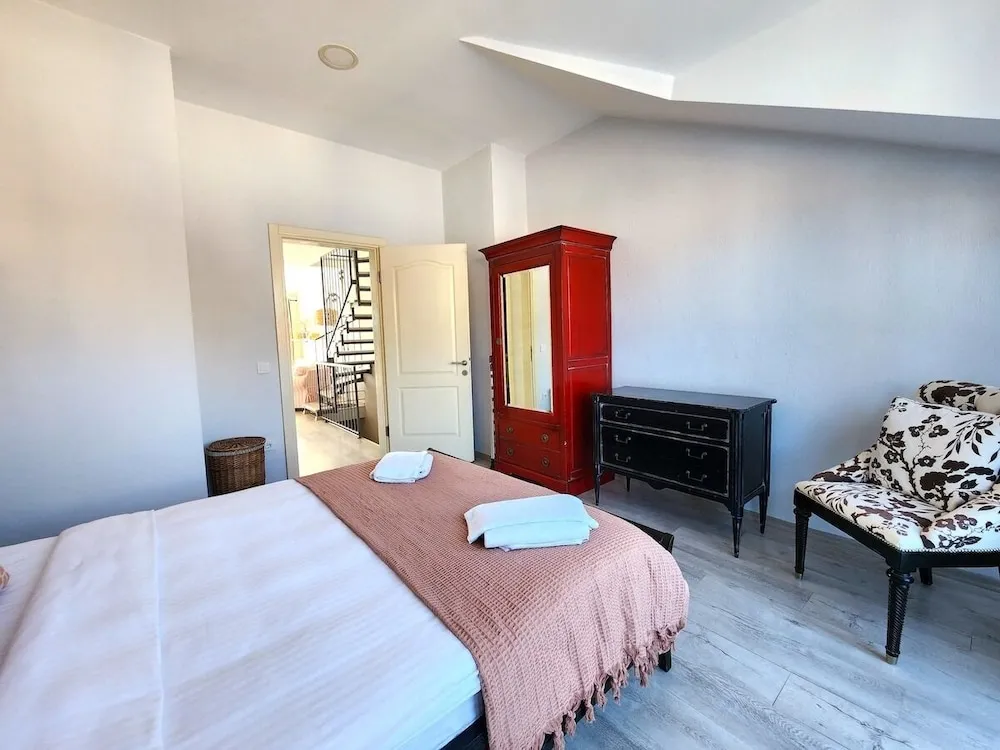 Ev, 2 Yatak Odası, Deniz Manzaralı (Guney 4)