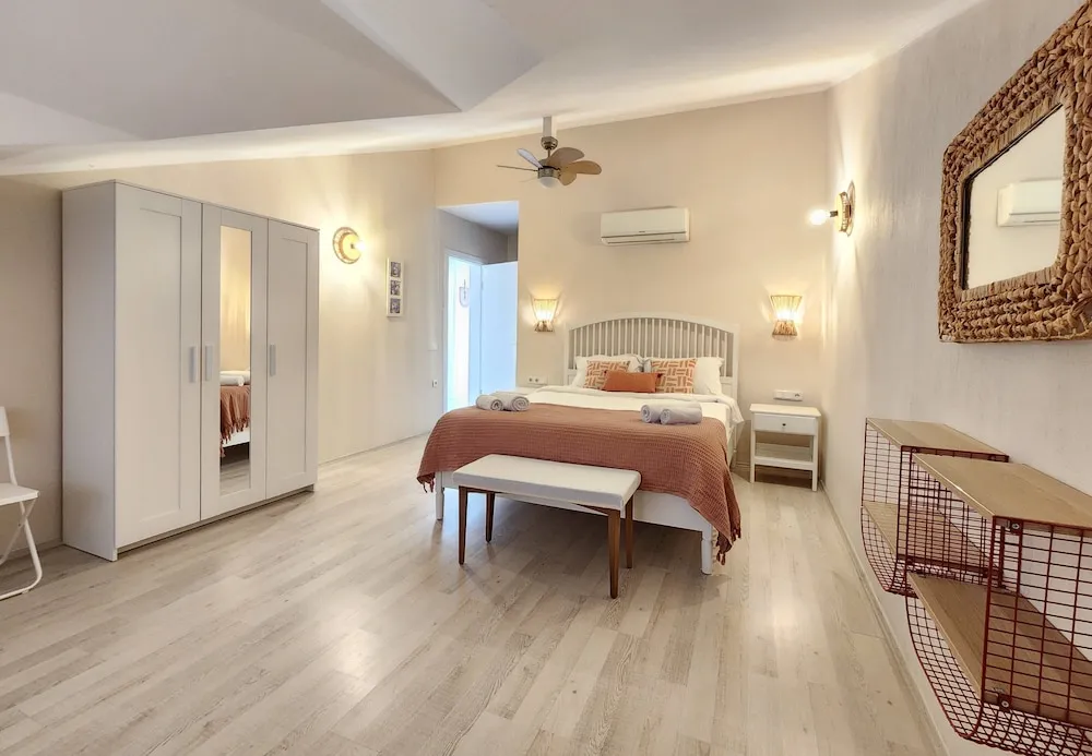Ev, 2 Yatak Odası, Deniz Manzaralı (Guney 6)