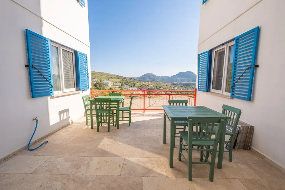 Economy Tek Büyük Yataklı Oda