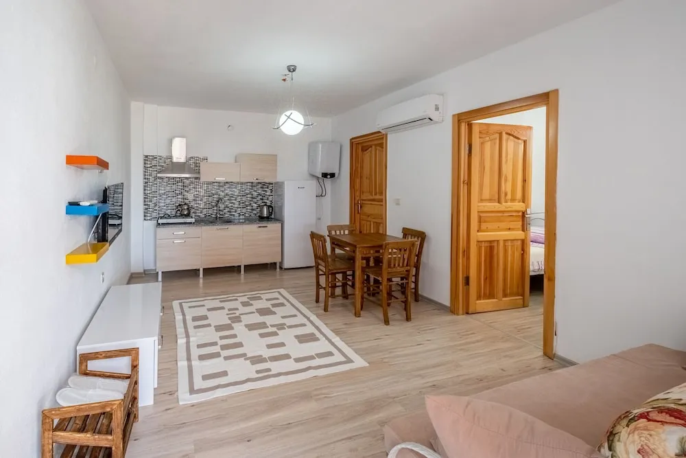 Economy Süit (No View)