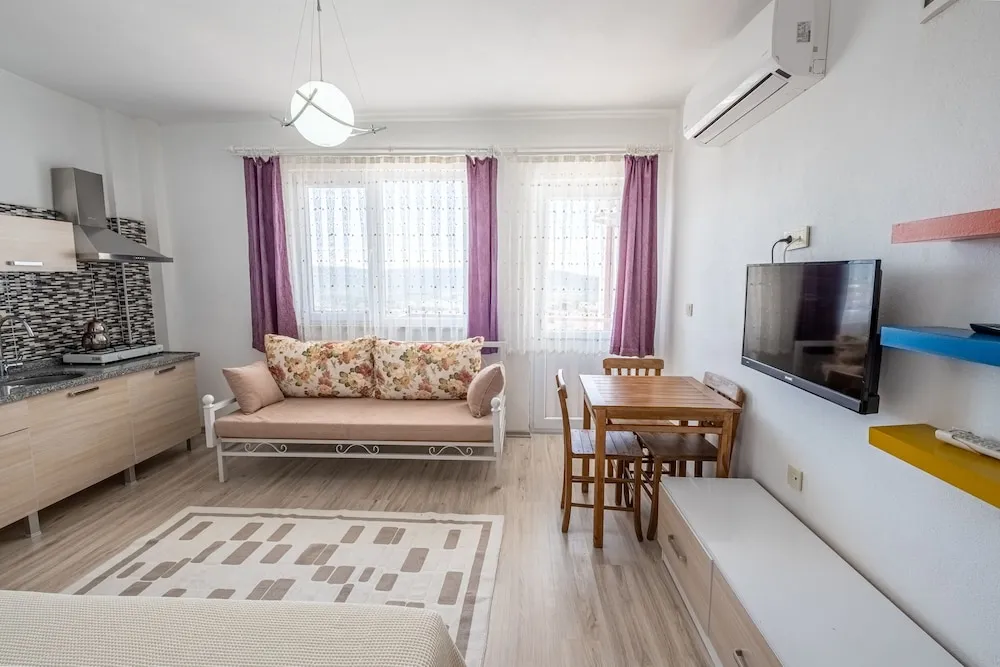 Family Süit, Balkon, Bahçe Manzaralı