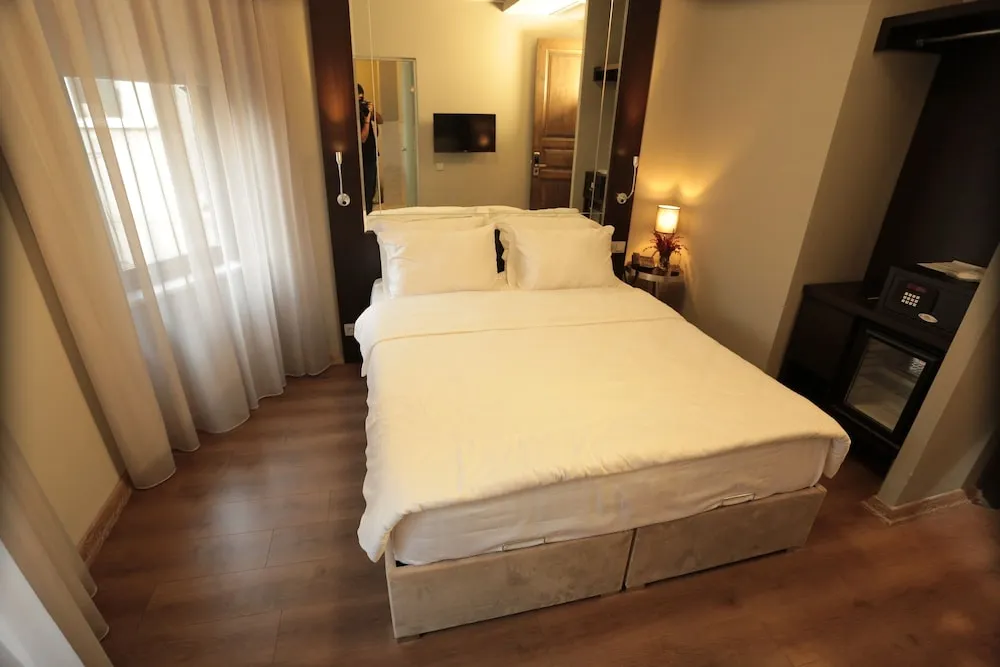 Deluxe Tek Büyük Yataklı Oda, Sigara İçilmez