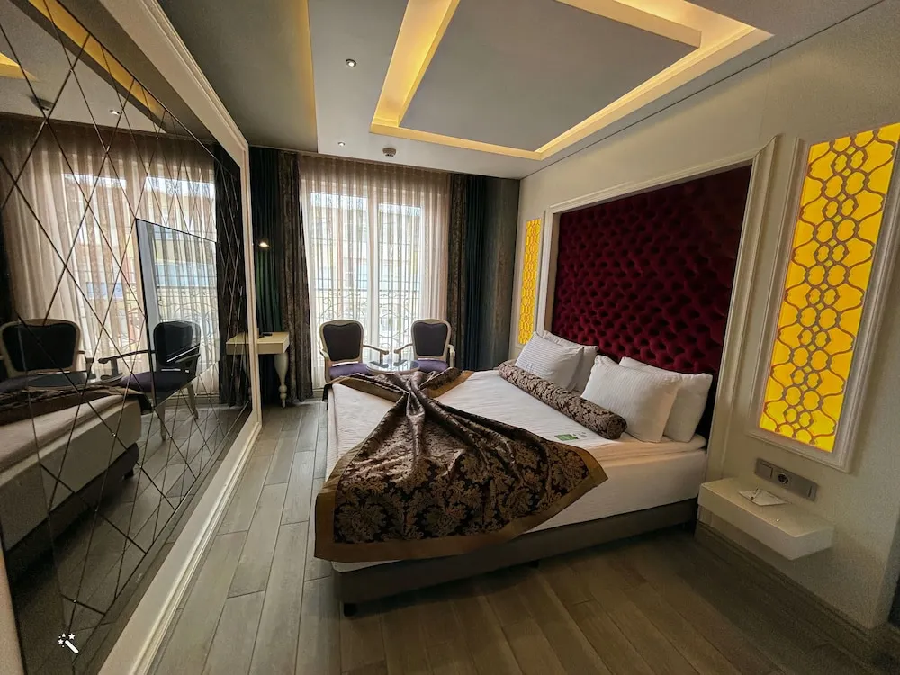 Luxury Tek Büyük Yataklı Oda, Şehir Manzaralı