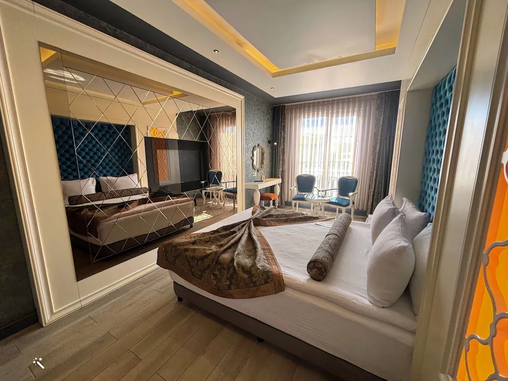 Luxury Tek Büyük Yataklı Oda, Şehir Manzaralı