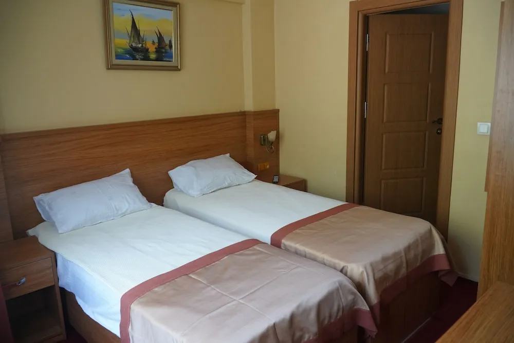 Comfort Tek Büyük Yataklı Oda