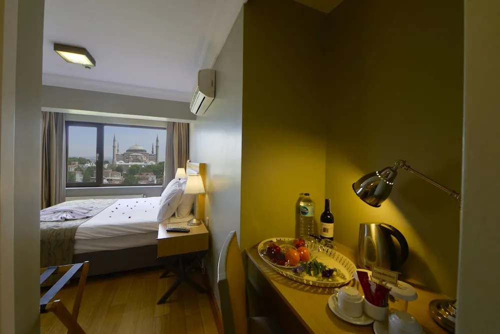Deluxe Double Room (with Hagia Sophia view)
