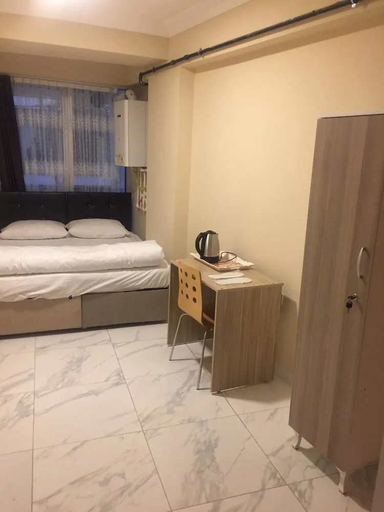Tek Büyük Yataklı Oda