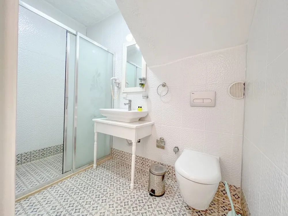 Family Dört Kişilik Oda, Balkon/Veranda, Havuz Manzaralı