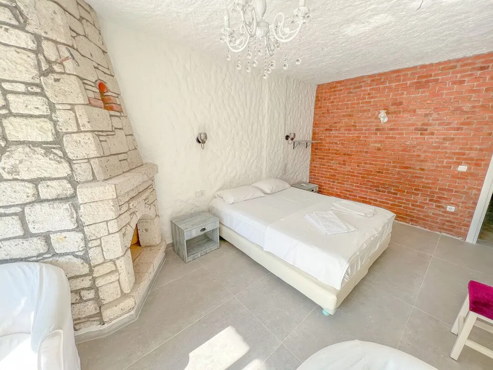 Family Dört Kişilik Oda, Balkon/Veranda, Havuz Manzaralı